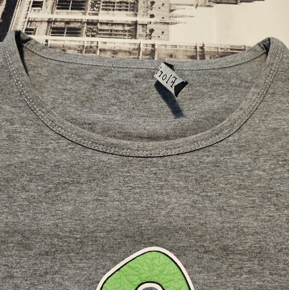 Florist mickey mouse and Minnie mouse Shirt women's size medium - Picture 2 of 4